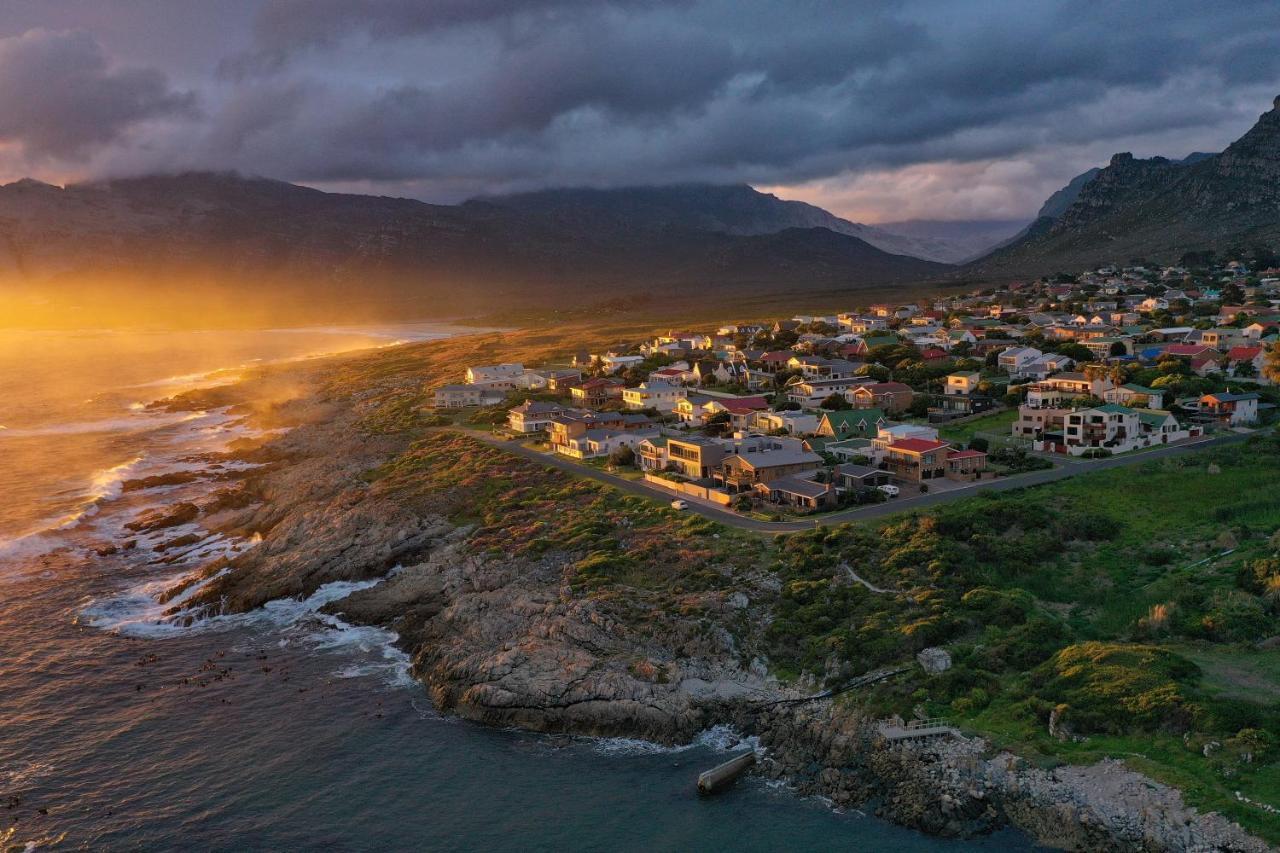 La Mer Seafront Selfcatering Accommodation Kleinmond Ngoại thất bức ảnh